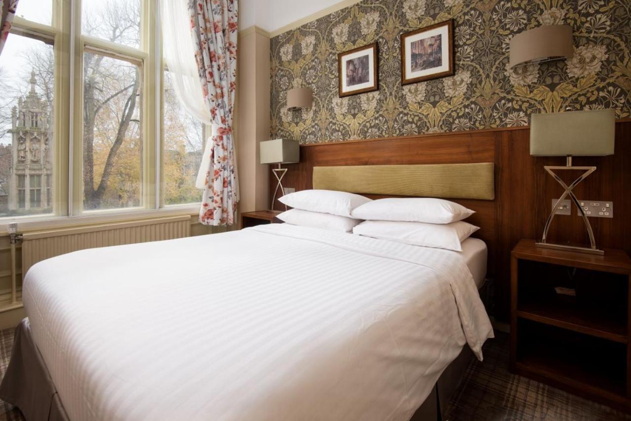 The Dean Court Hotell York Exteriör bild