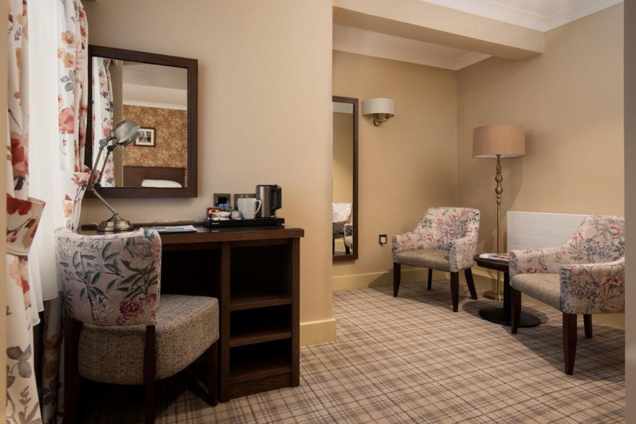 The Dean Court Hotell York Exteriör bild