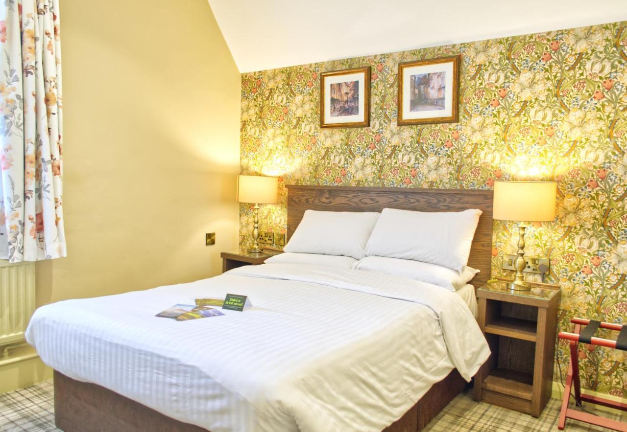 The Dean Court Hotell York Exteriör bild