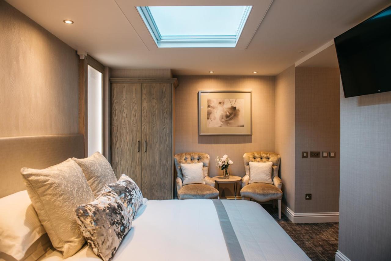 The Dean Court Hotell York Exteriör bild