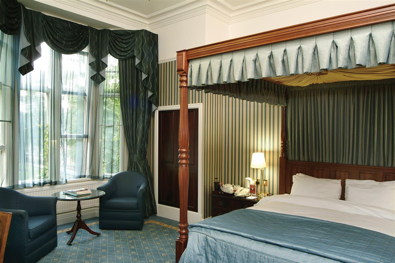 The Dean Court Hotell York Exteriör bild