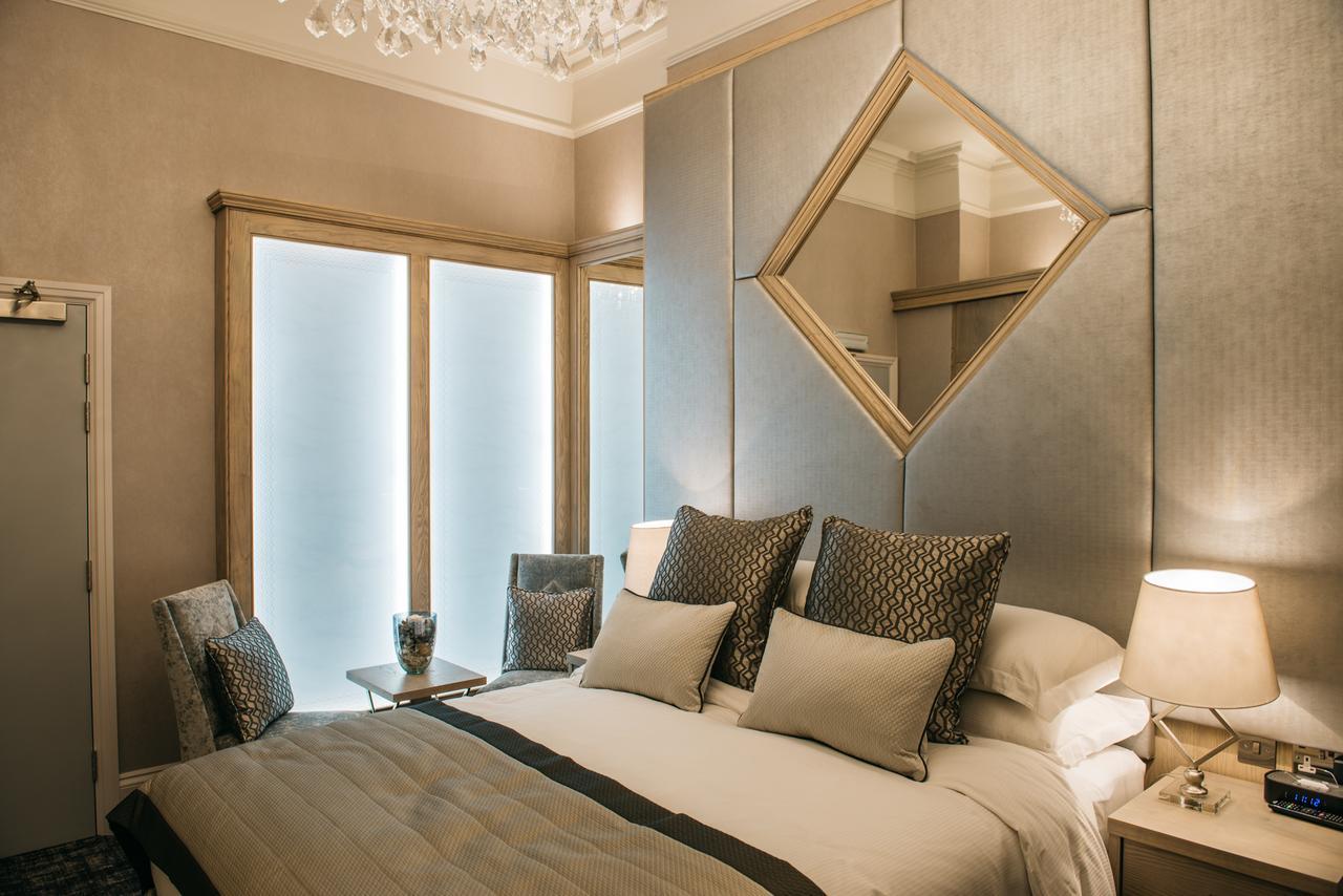 The Dean Court Hotell York Exteriör bild
